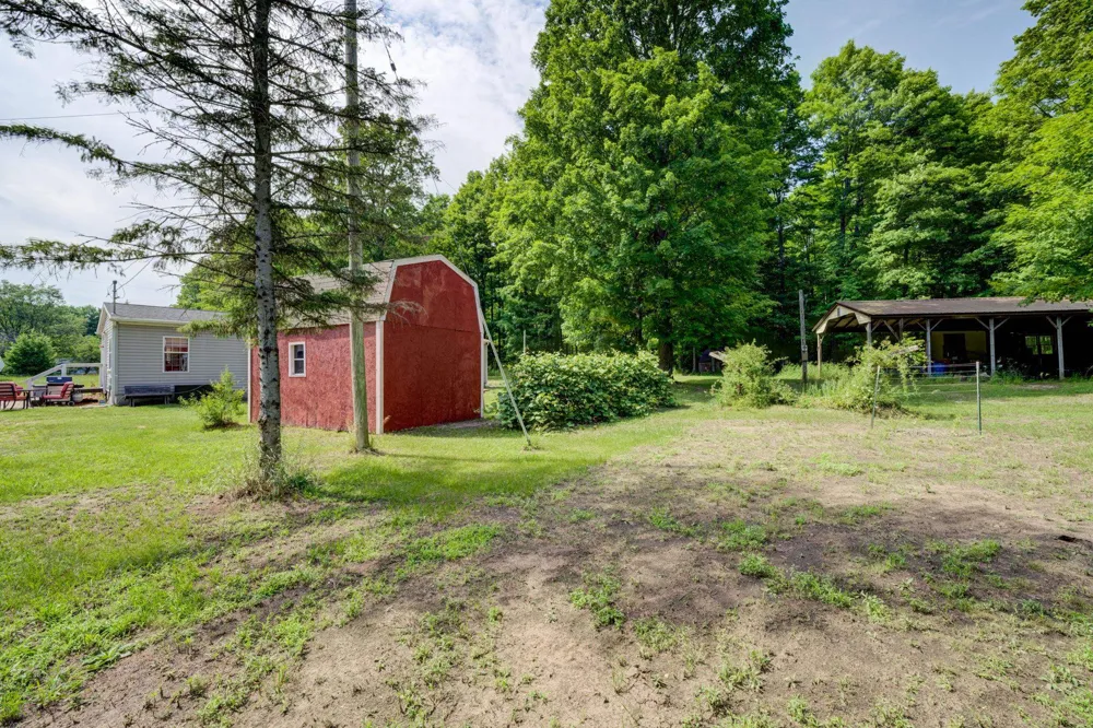 223 Pinecrest Lane Homestead Township, MI 49617