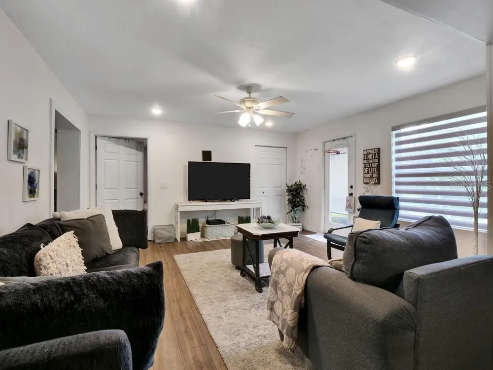 1048 MALLETWOOD DRIVE Brandon, FL 33510