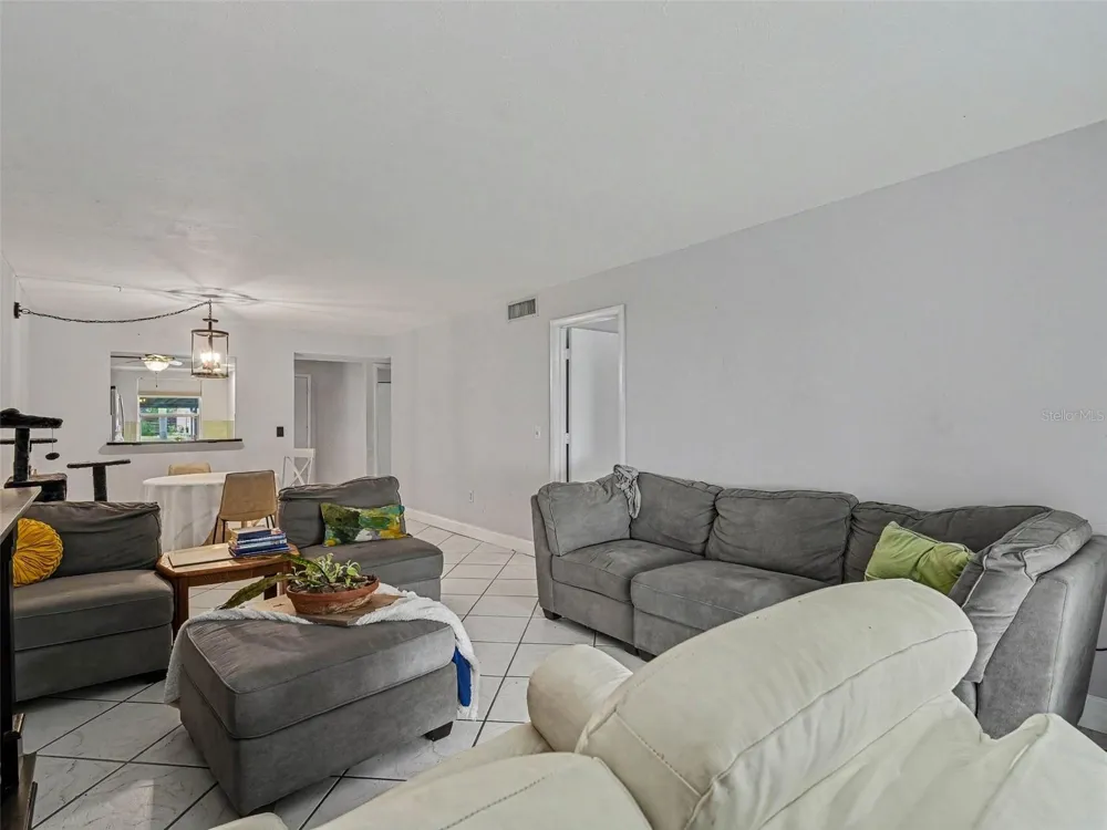 2653 WOODGATE LANE #E-3 Sarasota, FL 34231