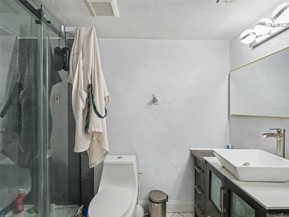 2653 WOODGATE LANE #E-3 Sarasota, FL 34231