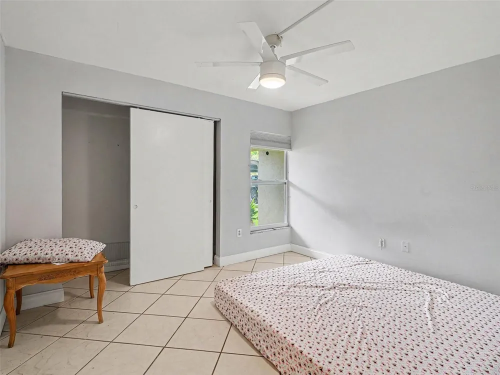 2653 WOODGATE LANE #E-3 Sarasota, FL 34231