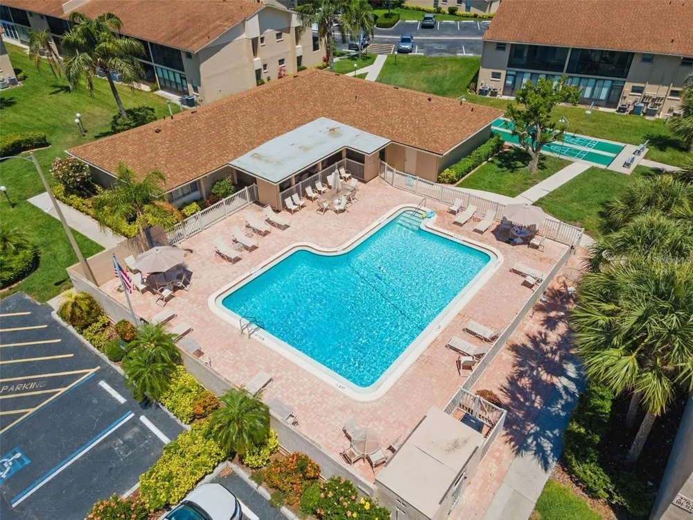 2653 WOODGATE LANE #E-3 Sarasota, FL 34231