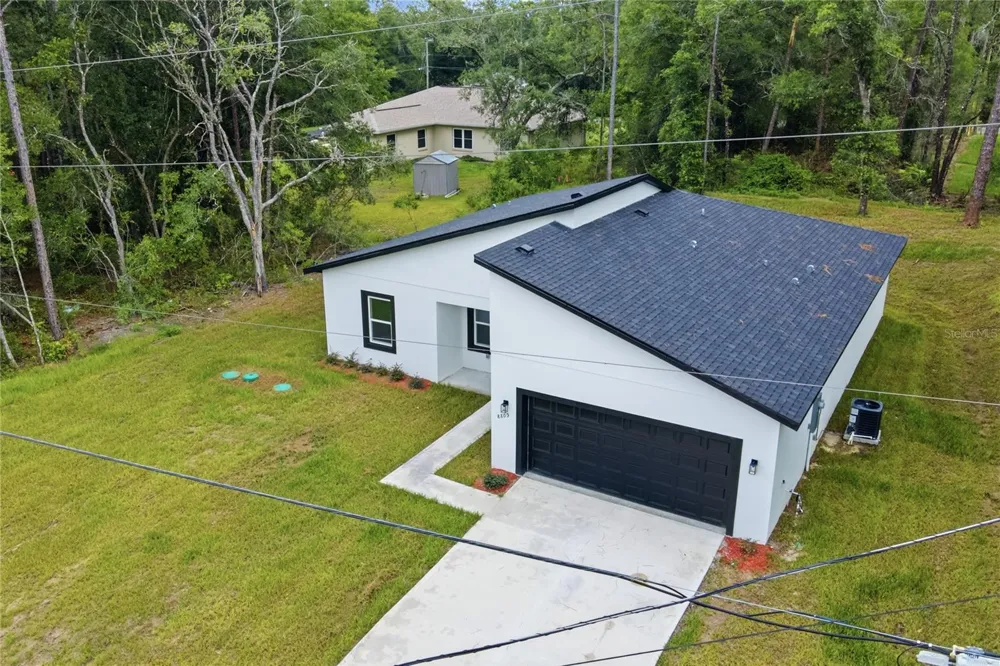 8809 CIRCULAR WAY Citrus Springs, FL 34434