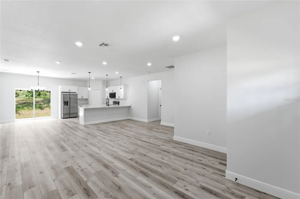 8809 CIRCULAR WAY Citrus Springs, FL 34434