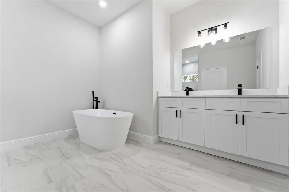 8809 CIRCULAR WAY Citrus Springs, FL 34434