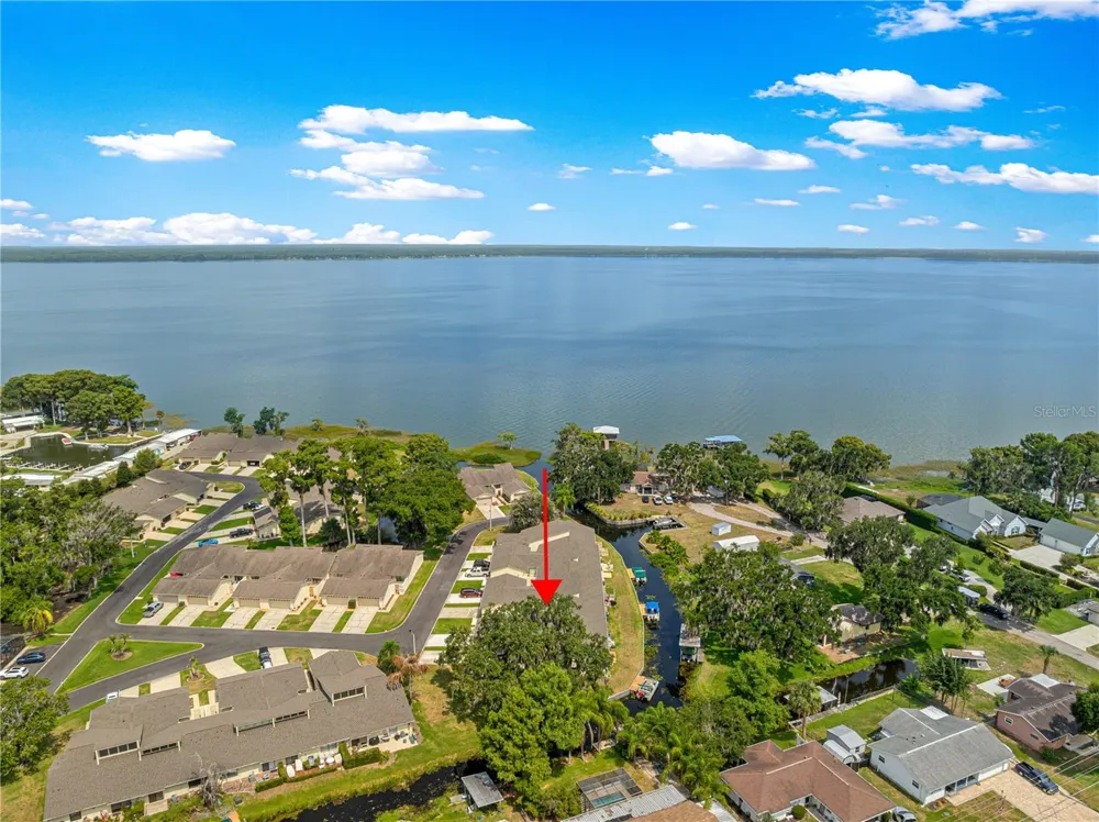 2226 CYPRESS COVE DRIVE #2226 Tavares, FL 32778