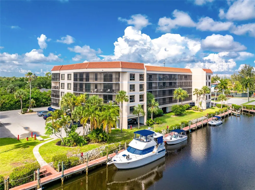 25188 MARION AVENUE #D101 Punta Gorda, FL 33950