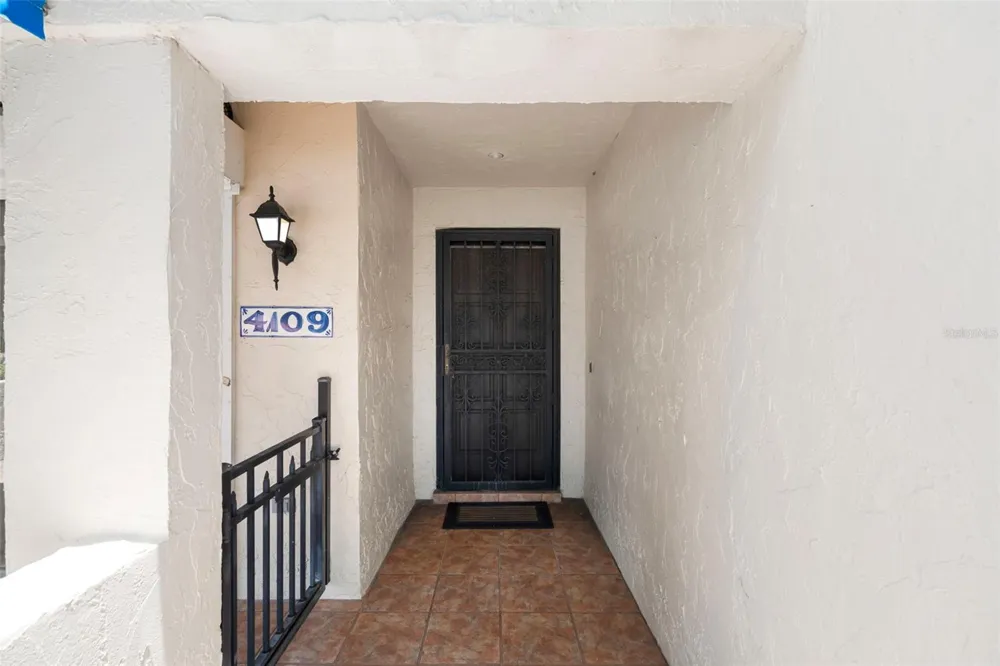 4109 89TH AVENUE Pinellas Park, FL 33782