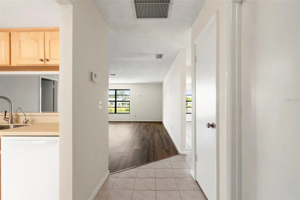 4109 89TH AVENUE Pinellas Park, FL 33782