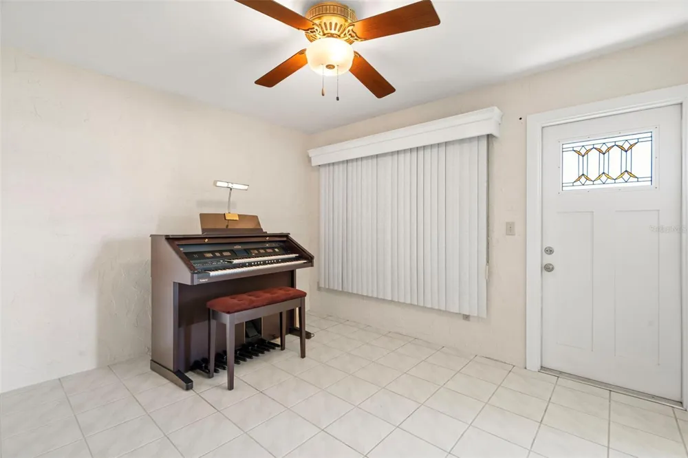 4109 89TH AVENUE Pinellas Park, FL 33782