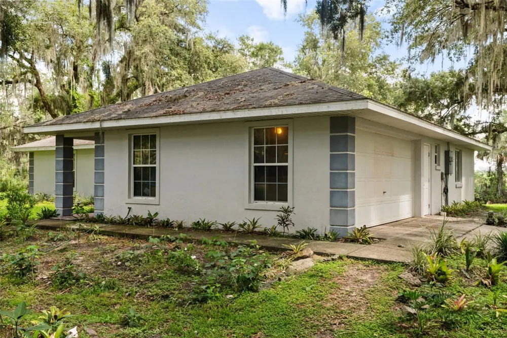 7938 JACKSONS RIVER ROAD Leesburg, FL 34788
