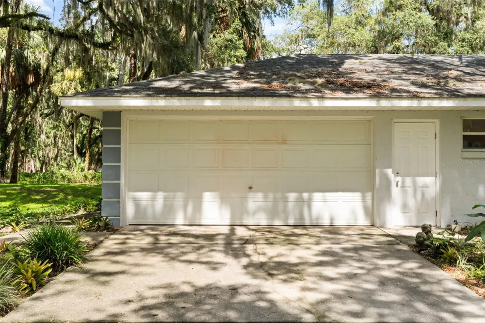 7938 JACKSONS RIVER ROAD Leesburg, FL 34788