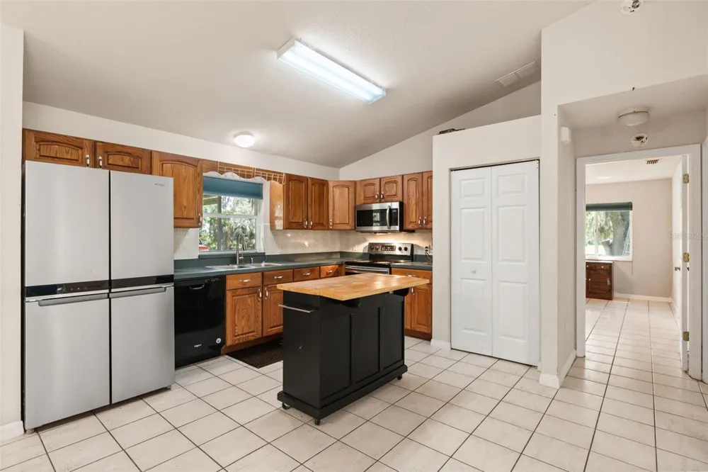 7938 JACKSONS RIVER ROAD Leesburg, FL 34788