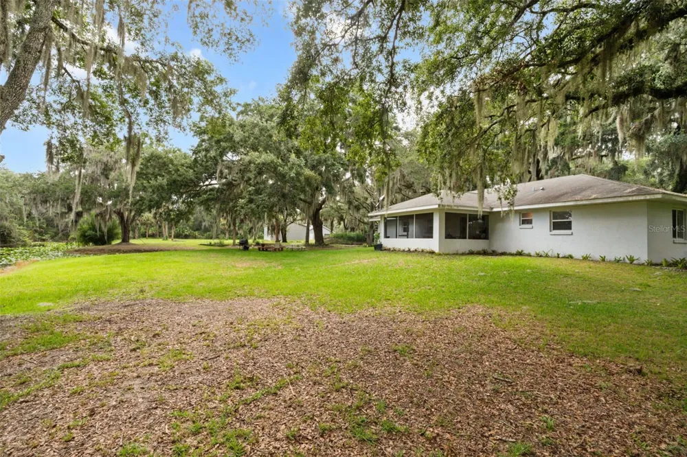 7938 JACKSONS RIVER ROAD Leesburg, FL 34788