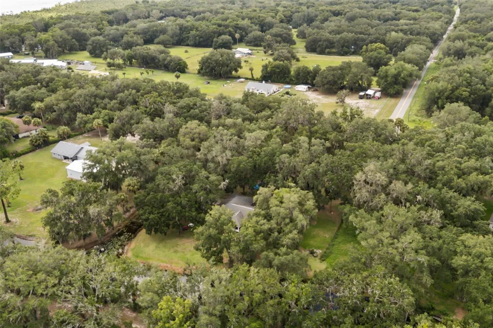 7938 JACKSONS RIVER ROAD Leesburg, FL 34788