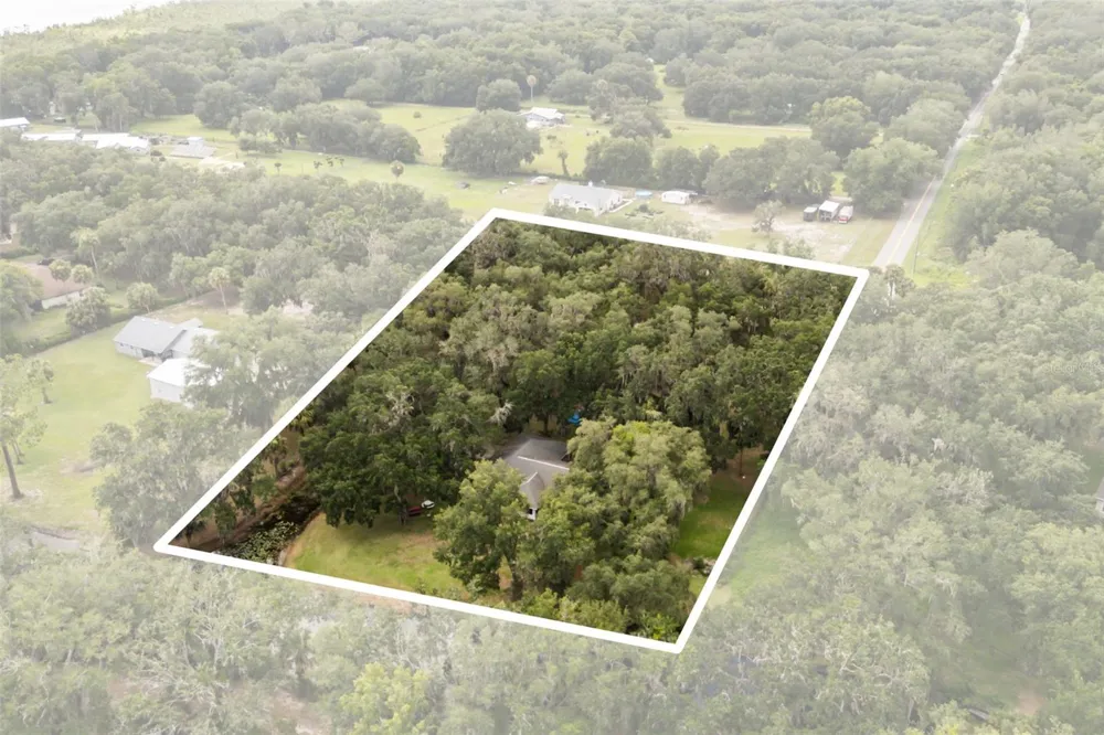 7938 JACKSONS RIVER ROAD Leesburg, FL 34788