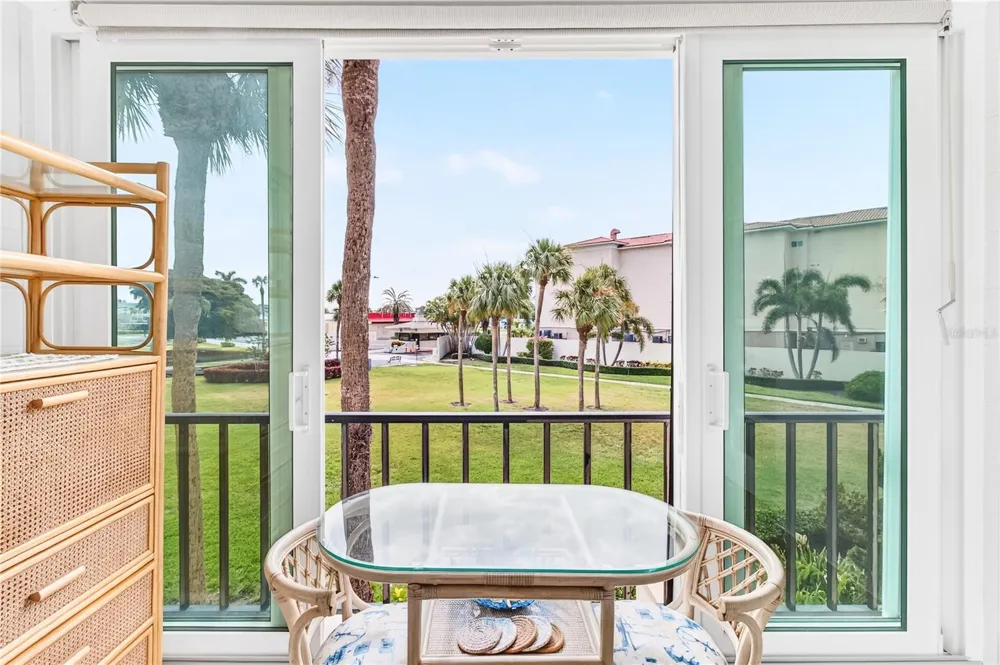 7400 SUN ISLAND DRIVE S #203 South Pasadena, FL 33707