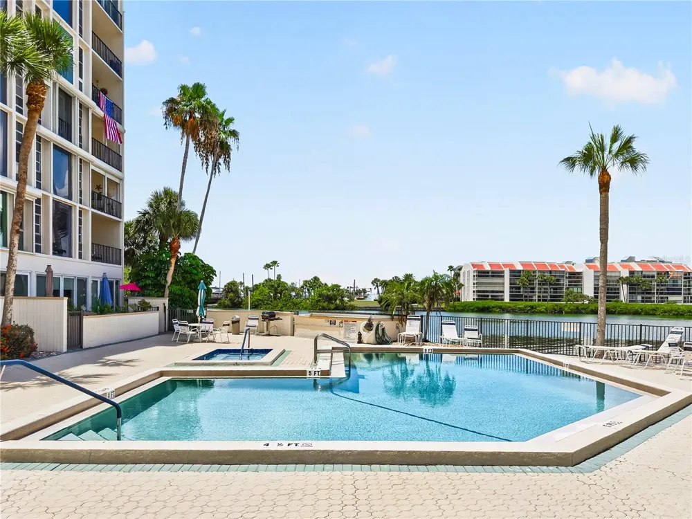 7400 SUN ISLAND DRIVE S #203 South Pasadena, FL 33707