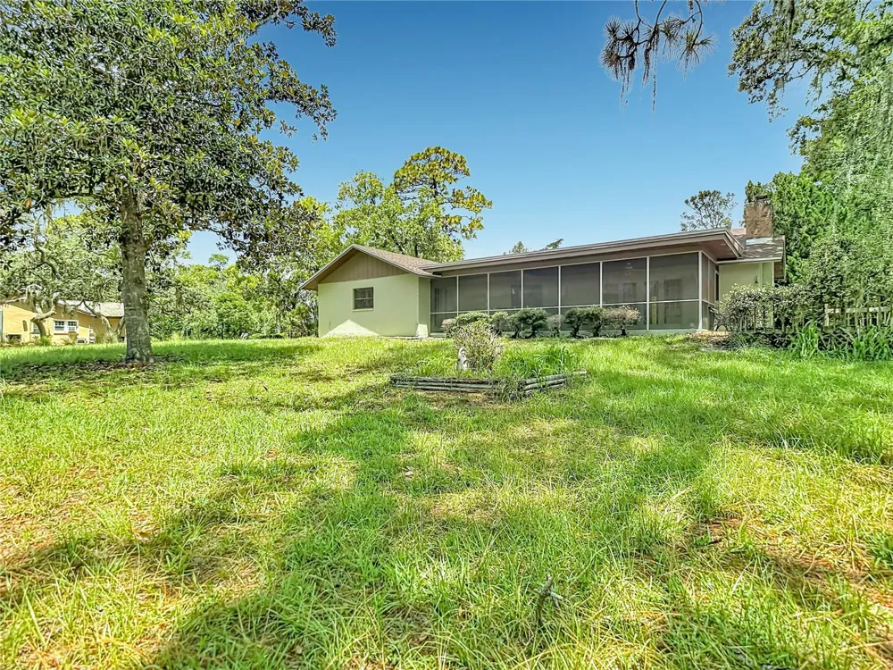 10050 DEER LANE New Port Richey, FL 34654