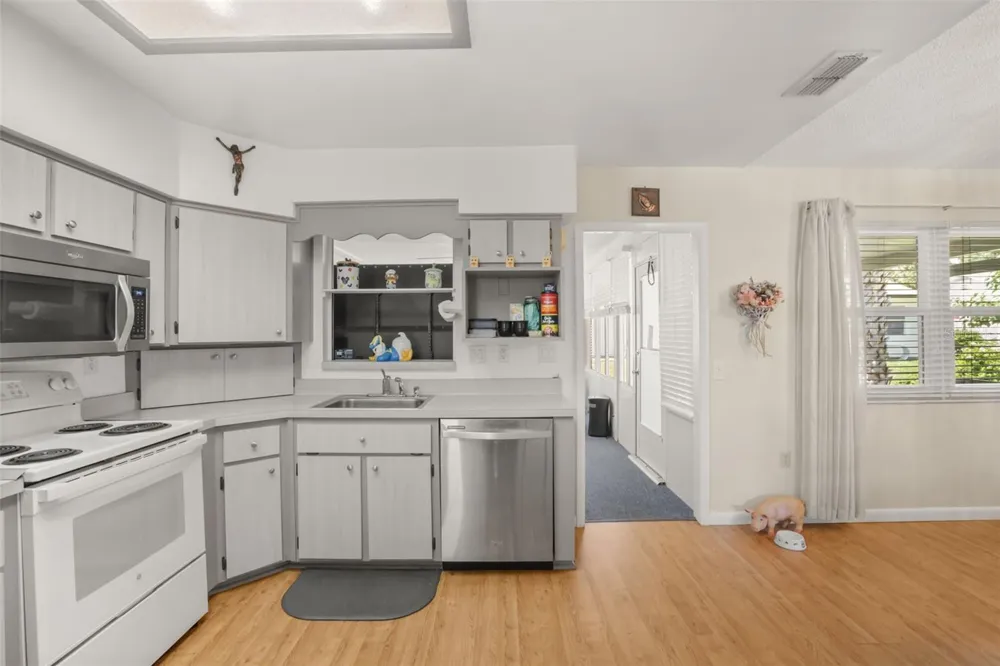 1305 MORAY COURT Leesburg, FL 34788