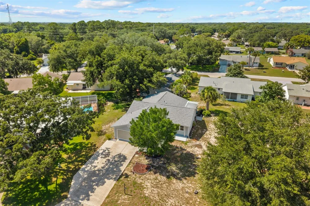 1305 MORAY COURT Leesburg, FL 34788