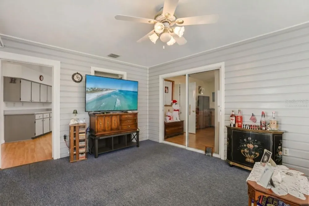 1305 MORAY COURT Leesburg, FL 34788