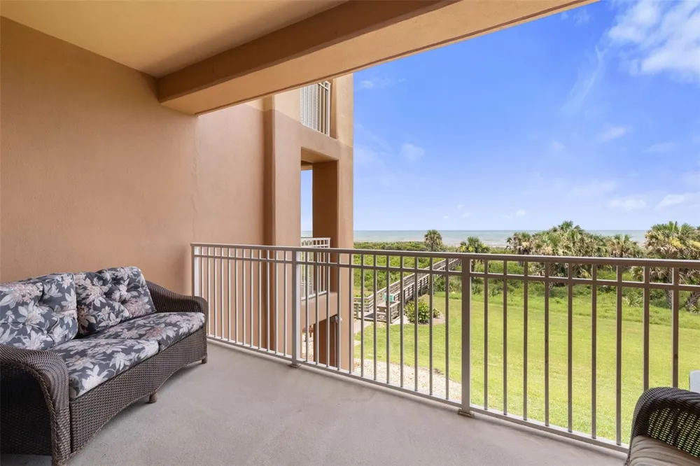 60 SURFVIEW DRIVE #214 Palm Coast, FL 32137