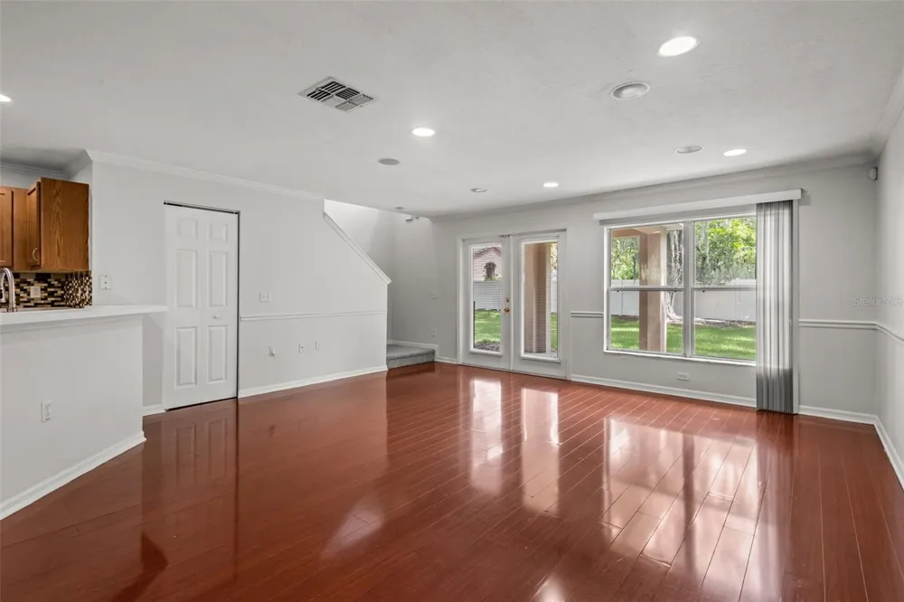 2972 ROYAL TUSCAN LANE Valrico, FL 33594