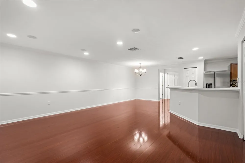 2972 ROYAL TUSCAN LANE Valrico, FL 33594
