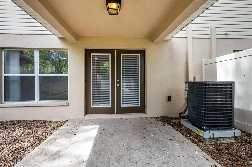 2972 ROYAL TUSCAN LANE Valrico, FL 33594