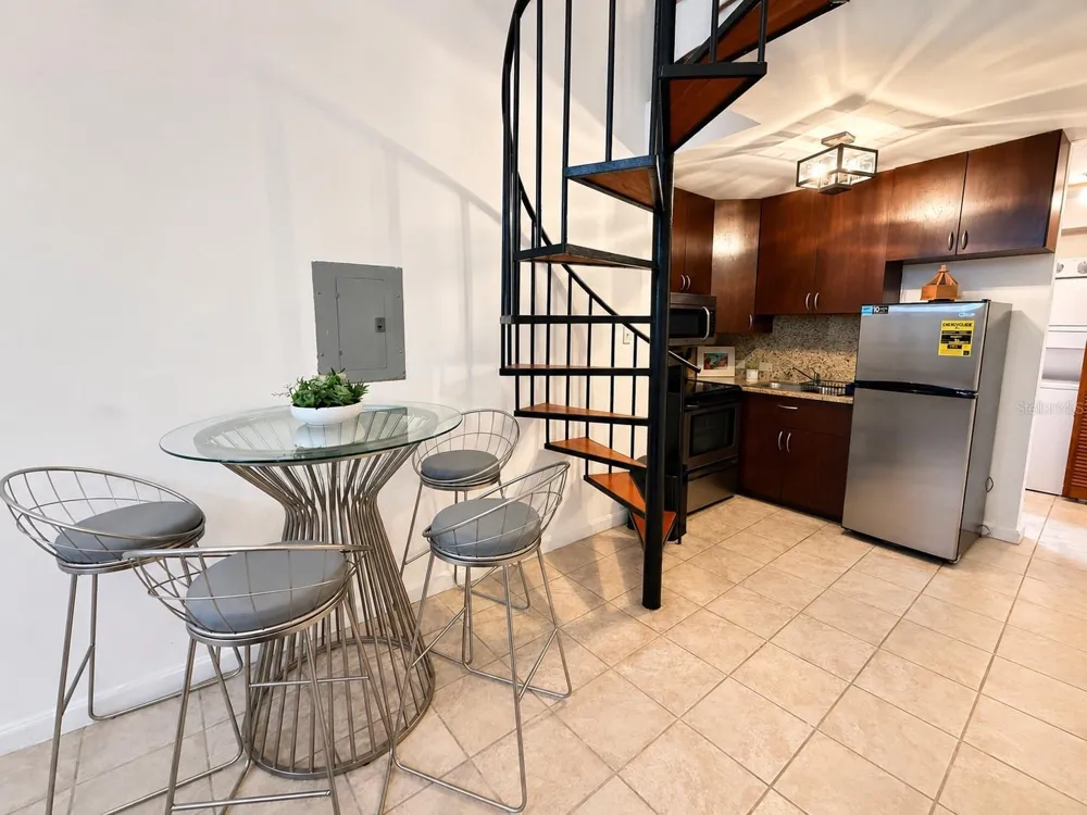 315 Tetuan Street GAMBARO #1-B San Juan, PR 00901