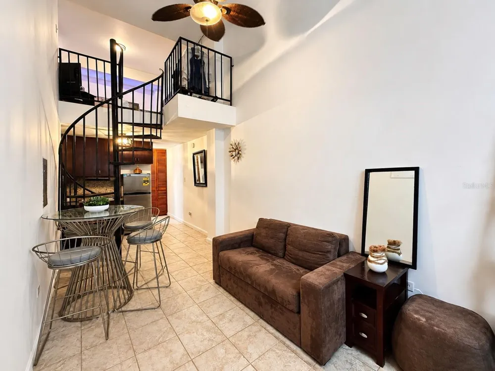 315 Tetuan Street GAMBARO #1-B San Juan, PR 00901