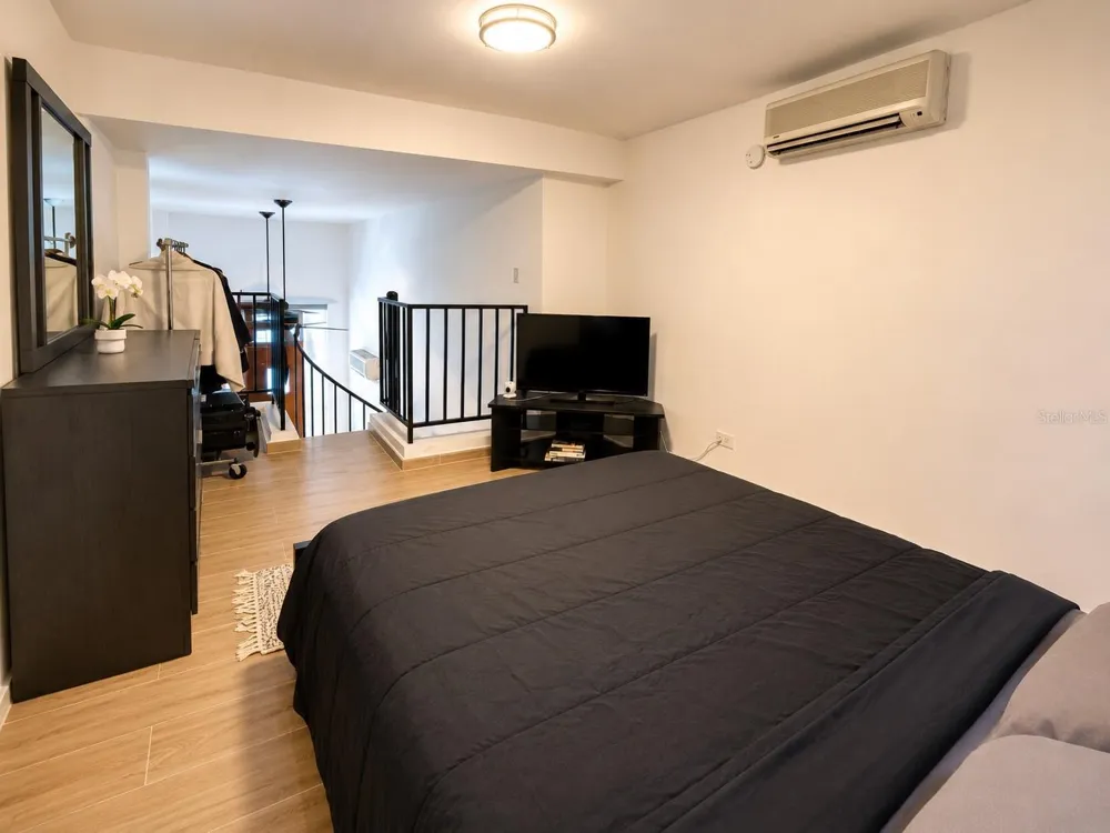 315 Tetuan Street GAMBARO #1-B San Juan, PR 00901