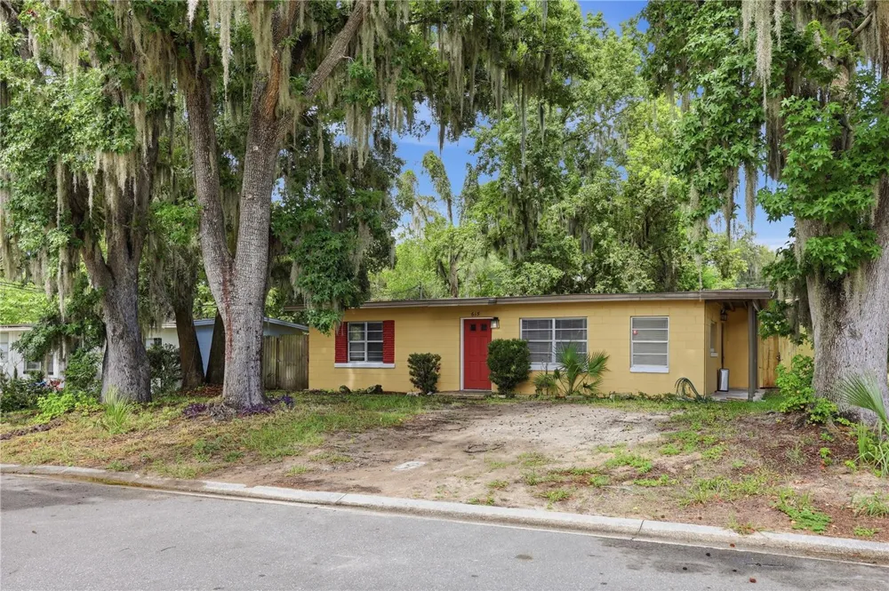 615 DANVERS STREET Eustis, FL 32726