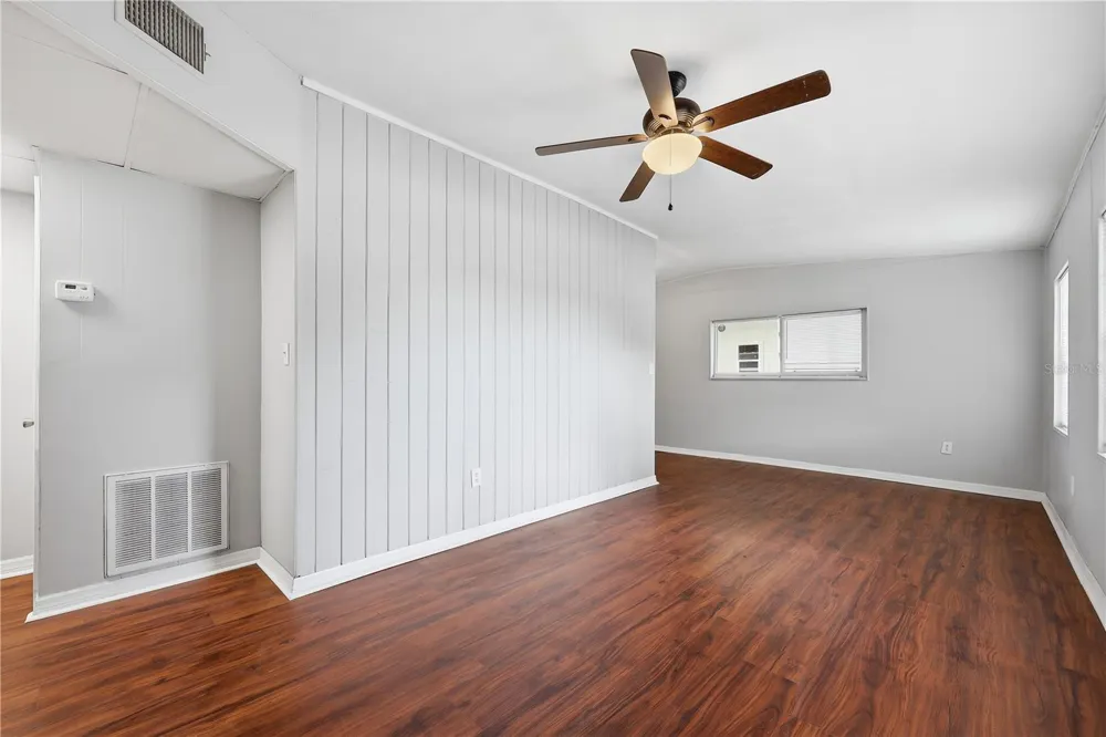 615 DANVERS STREET Eustis, FL 32726
