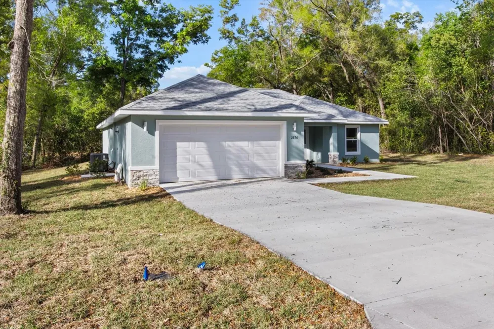 2396 W FAIRWAY LOOP Citrus Springs, FL 34434