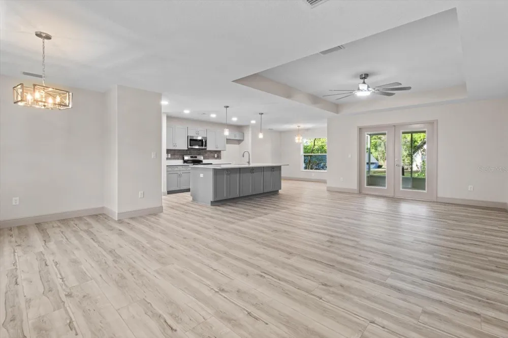 2396 W FAIRWAY LOOP Citrus Springs, FL 34434