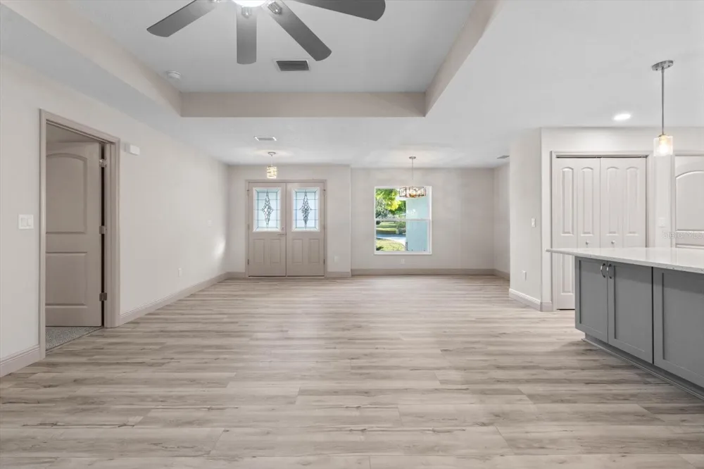 2396 W FAIRWAY LOOP Citrus Springs, FL 34434