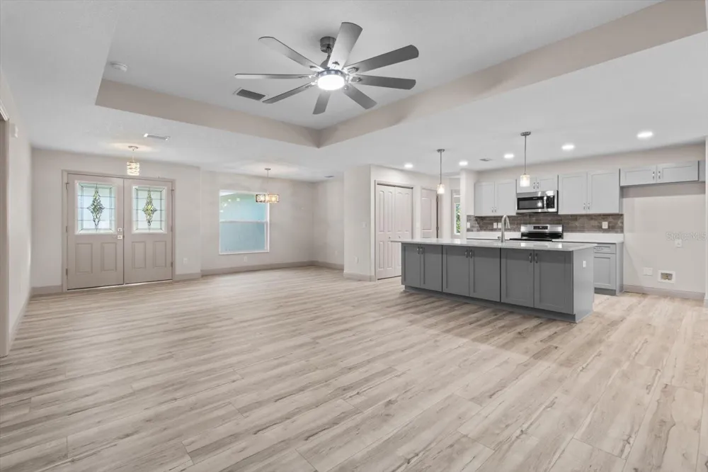 2396 W FAIRWAY LOOP Citrus Springs, FL 34434