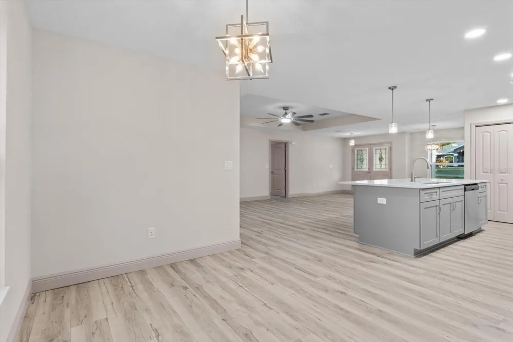 2396 W FAIRWAY LOOP Citrus Springs, FL 34434