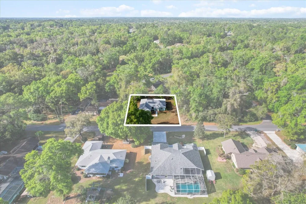 2396 W FAIRWAY LOOP Citrus Springs, FL 34434