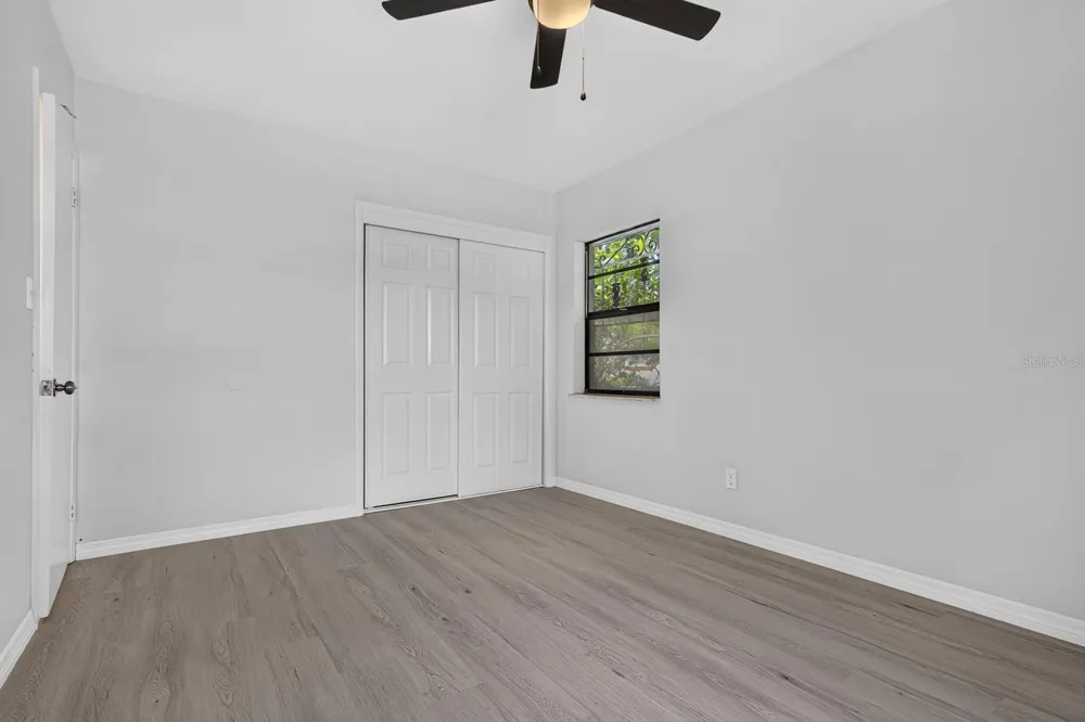 2211 MALLORY AVENUE Tampa, FL 33605