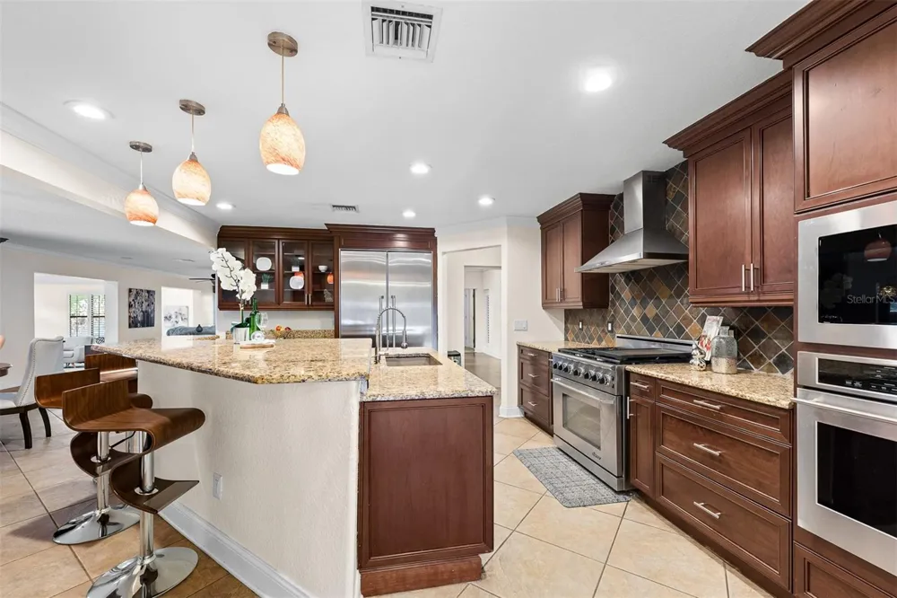 229 FLAME AVENUE Maitland, FL 32751