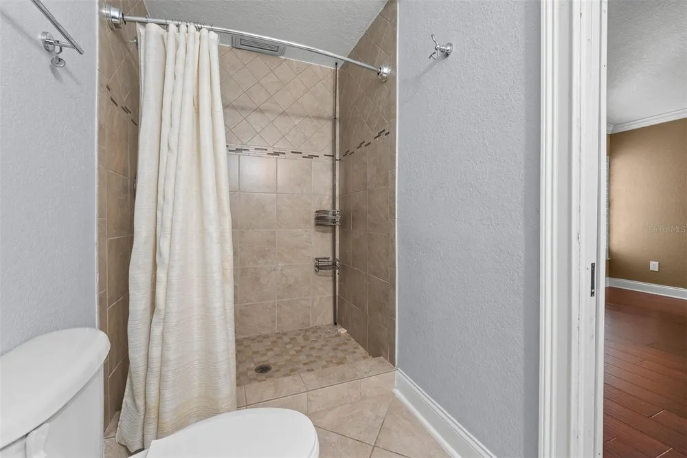 229 FLAME AVENUE Maitland, FL 32751