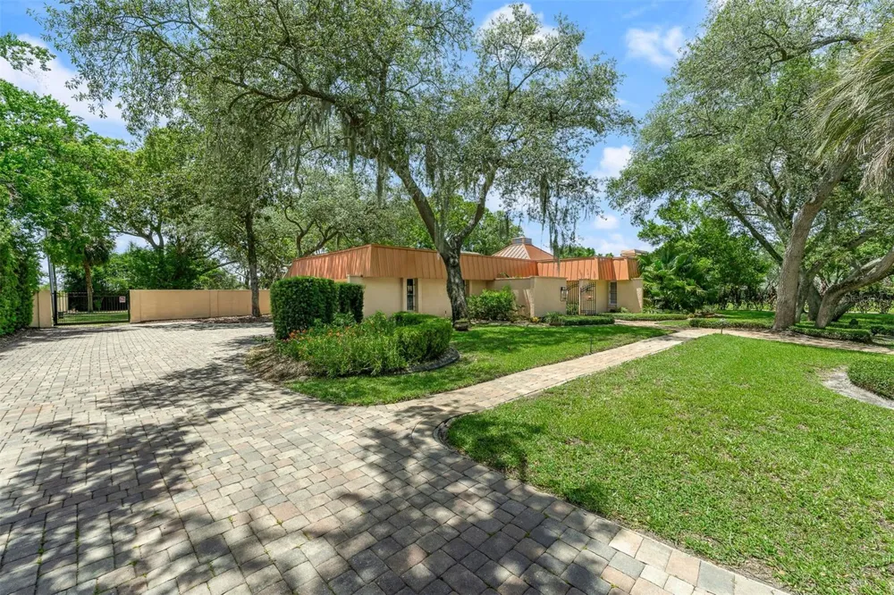 229 FLAME AVENUE Maitland, FL 32751