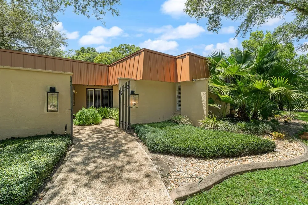 229 FLAME AVENUE Maitland, FL 32751