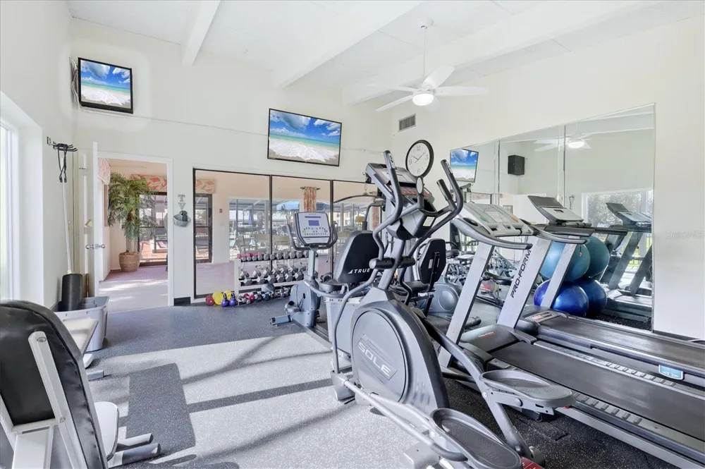 3740 PINEBROOK CIRCLE #207 Bradenton, FL 34209