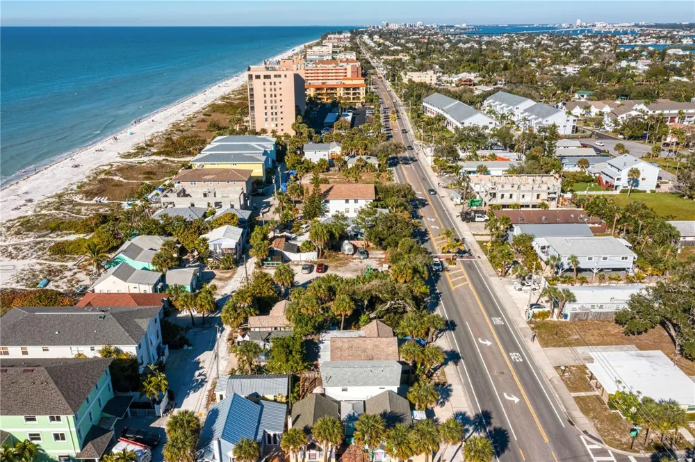 800 GULF BOULEVARD #5 Indian Rocks Beach, FL 33785