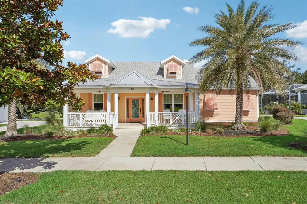 1212 FIESTA KEY CIRCLE Lady Lake, FL 32159