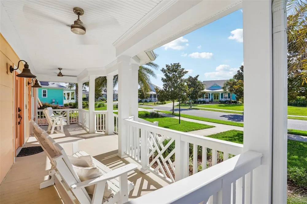 1212 FIESTA KEY CIRCLE Lady Lake, FL 32159